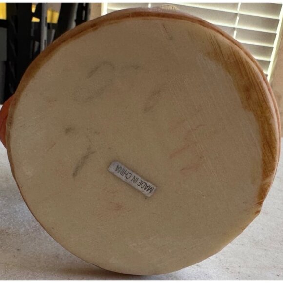 Santa Claus Playing Basketball Sports Holiday Ceramic Figurine 5" Tall (READ) - Picture 10 of 13